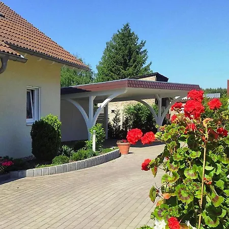 Moewe In בית נופש מירו